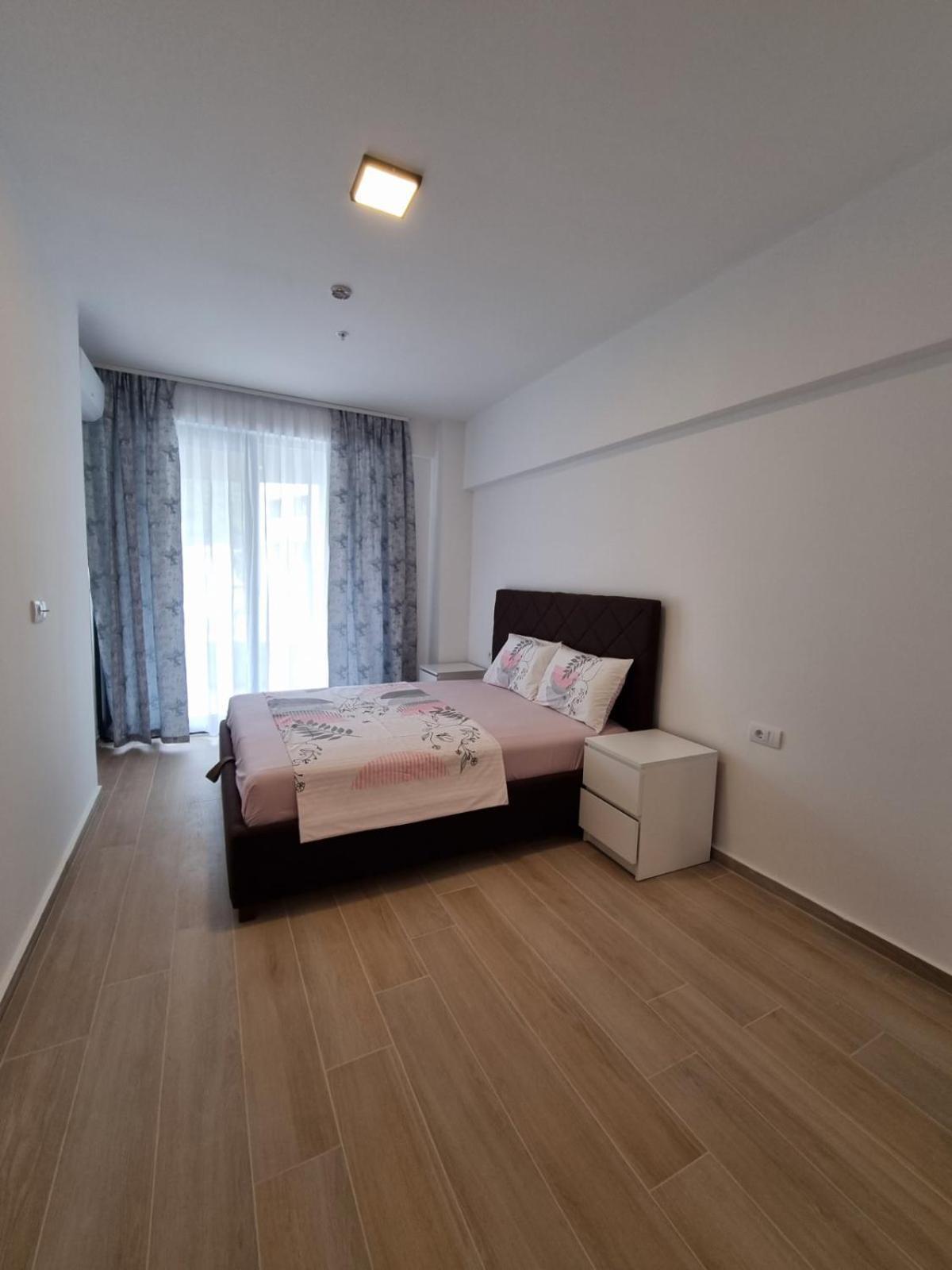 Prestige Central Apartments - Rafailovici Будва Екстериор снимка