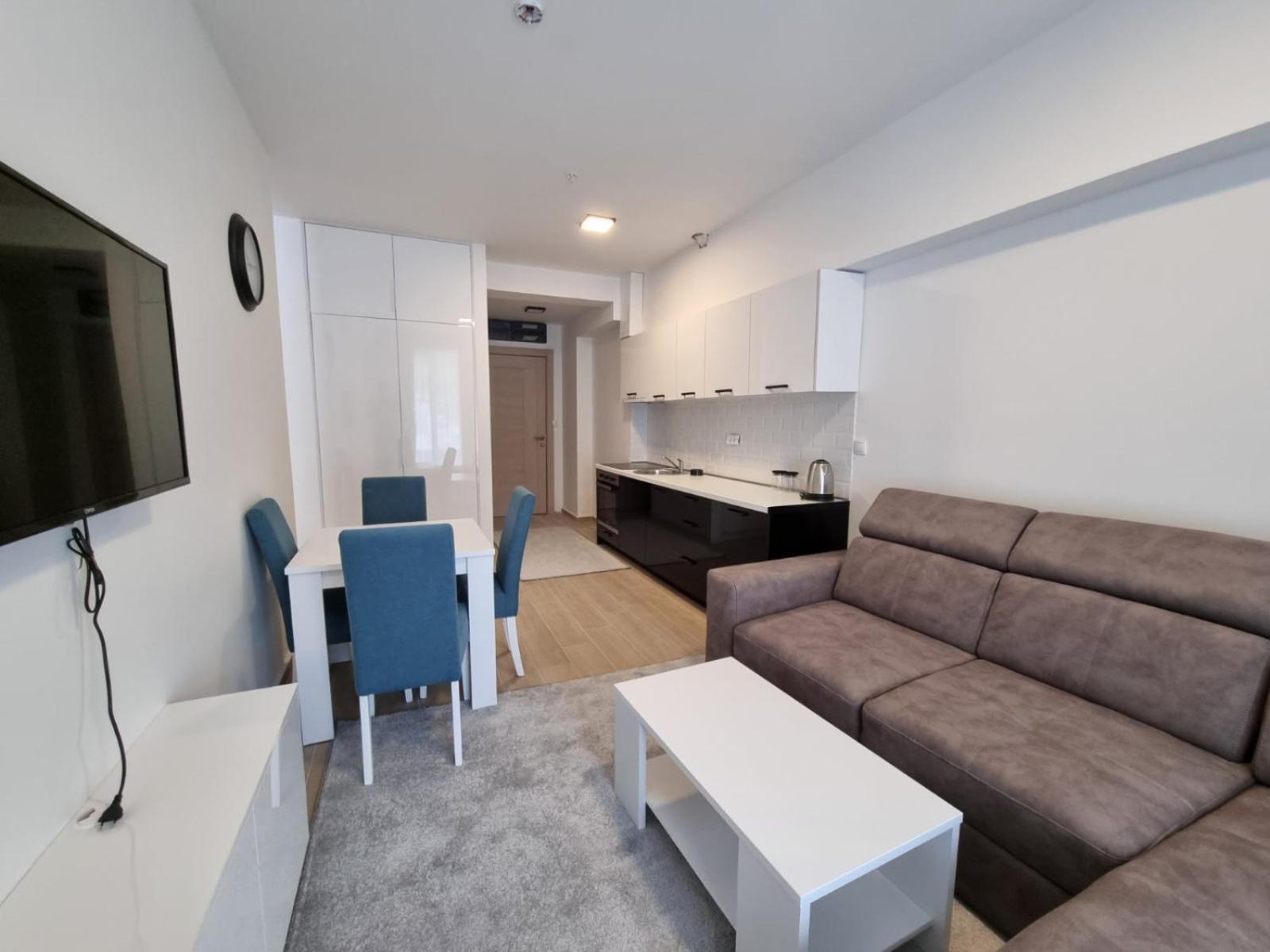 Prestige Central Apartments - Rafailovici Будва Екстериор снимка