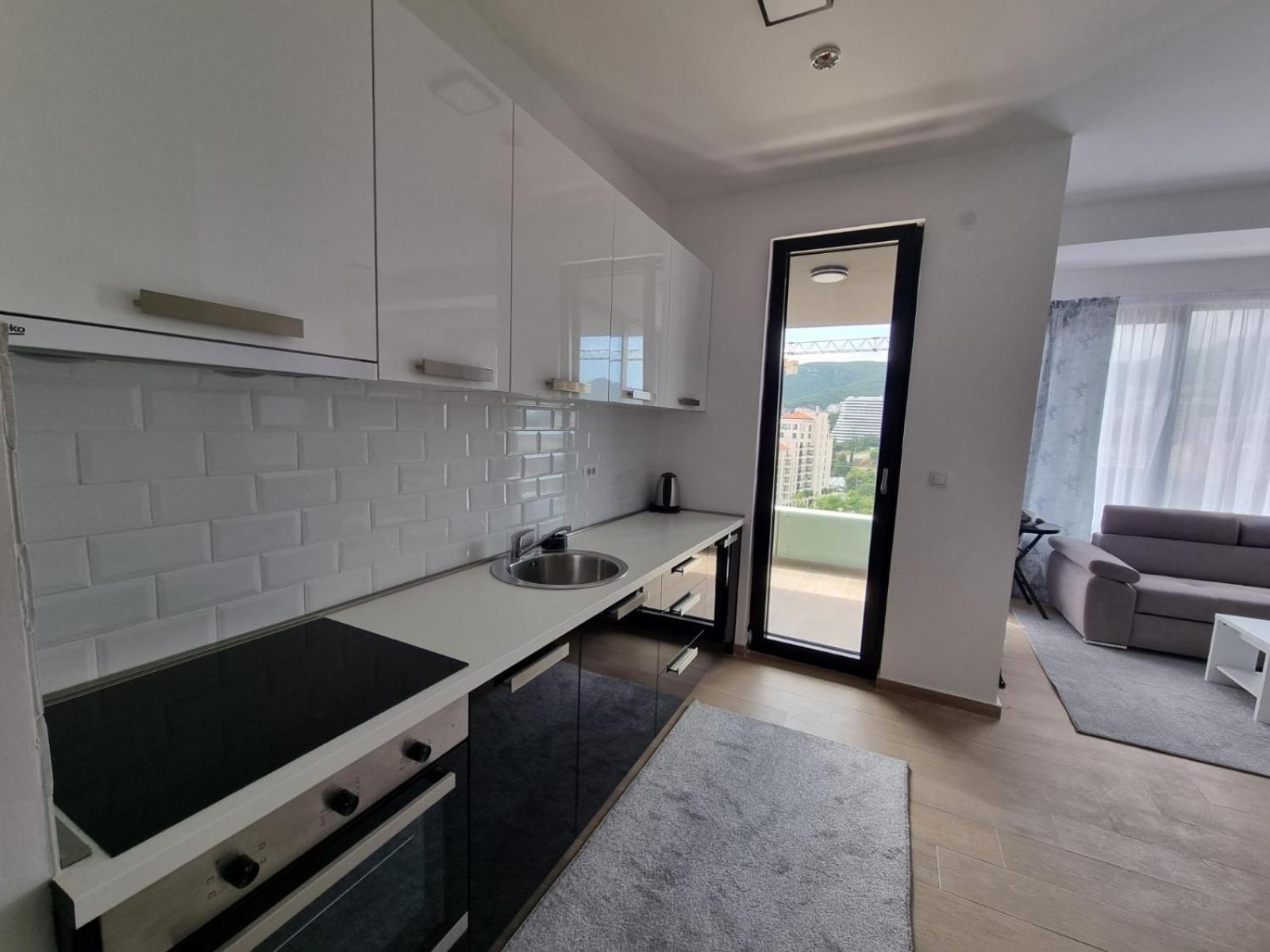 Prestige Central Apartments - Rafailovici Будва Екстериор снимка